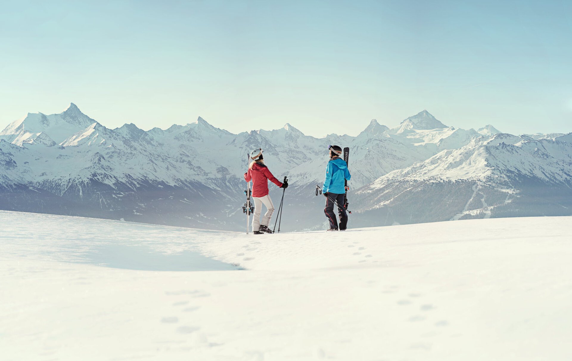 Skiing & ski rental in CransMontana INTERSPORT Rent